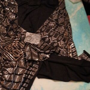 Black and Silver Patterned Wrap